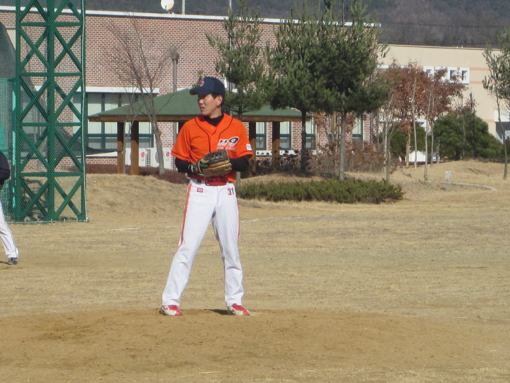 민*용 이미지