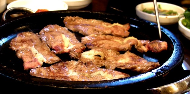 윤가네 이미지