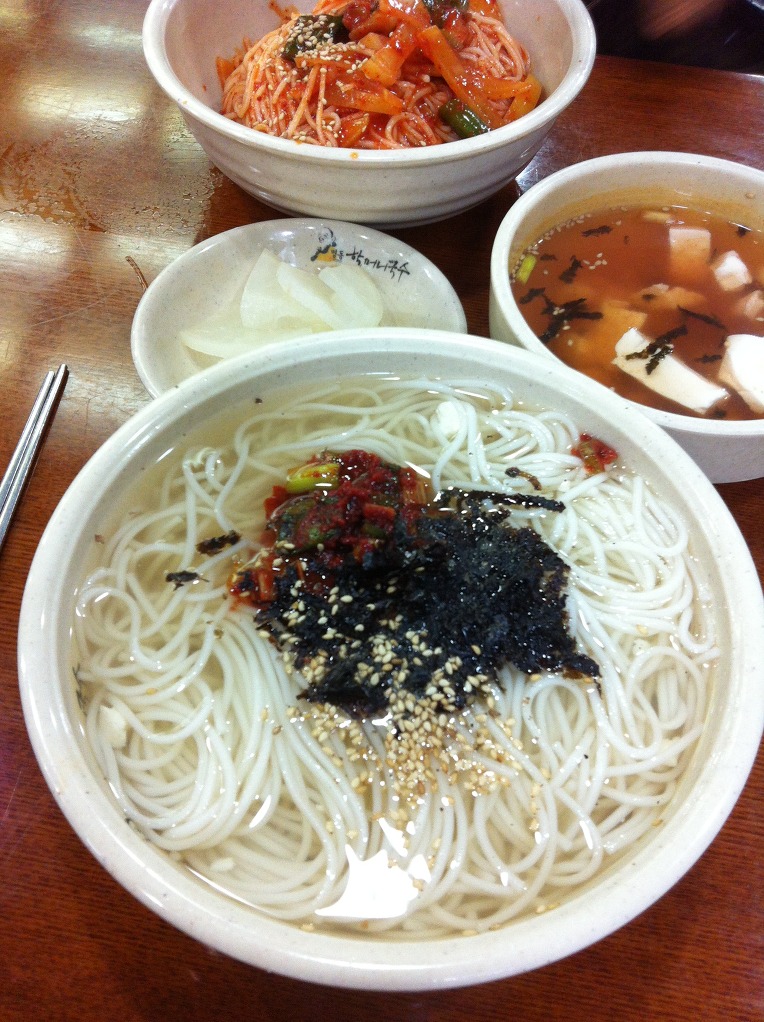 명동할머니국수 이미지