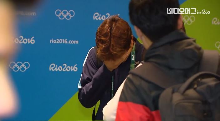 서럽게 우는 정승현 .jpg | 인스티즈