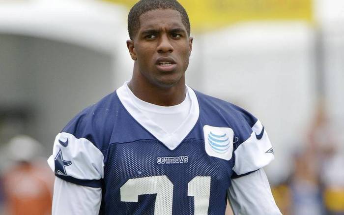제자리 멀리뛰기 세계 신기록을 세운 NFL 선수......gif | 인스티즈