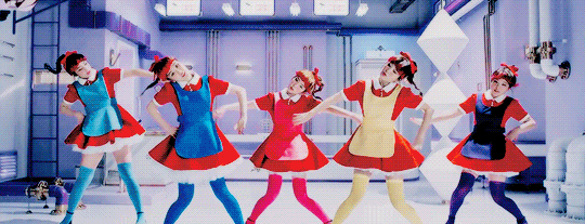 자신들의 자리를 잘 잡아가고 있는 4세대 걸그룹.gif | 인스티즈