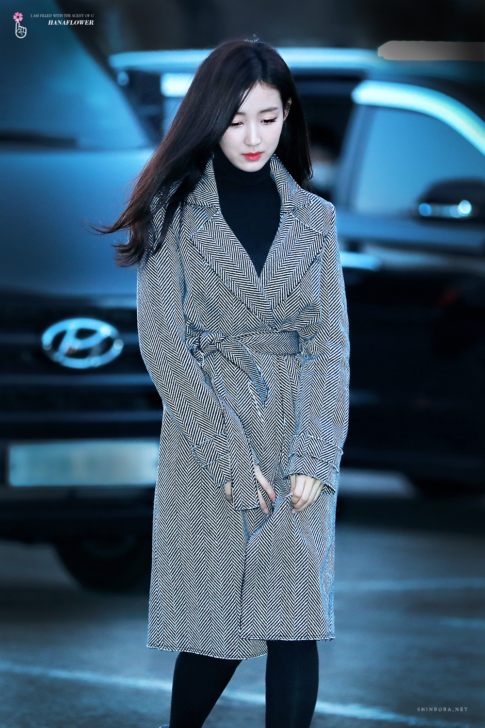 고급스러운 부잣집 따님 느낌나는 외모의 여자 아이돌.gif | 인스티즈