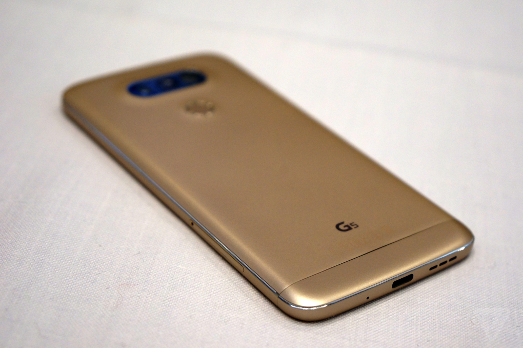 LG G5 + 악세사리 실사.jpg | 인스티즈
