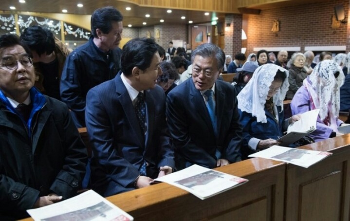 문재인의 아픈 손가락 두남자 | 인스티즈