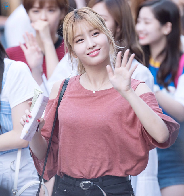 모모 이미지