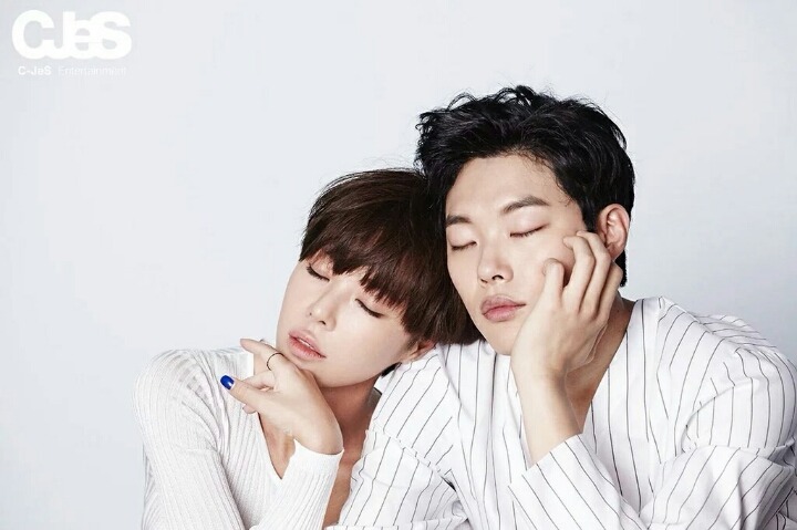 박보검 류준열 같은 옷 다른 느낌.jpg | 인스티즈