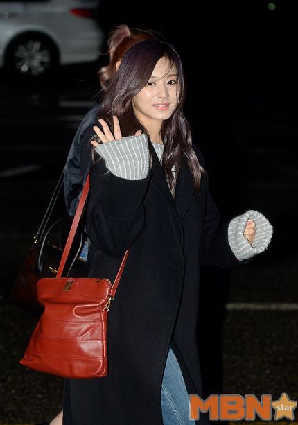 오늘자 트와이스 출근길 | 인스티즈