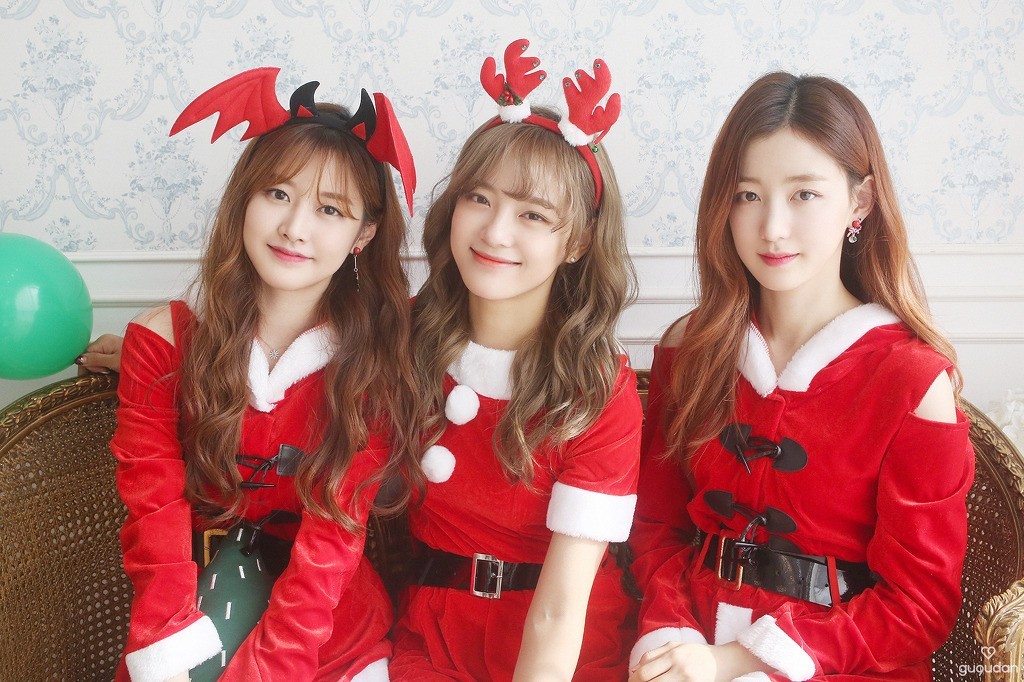 고급스러운 부잣집 따님 느낌나는 외모의 여자 아이돌.gif | 인스티즈