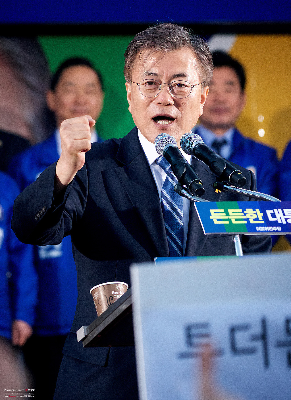 아이돌 홈마가 찍은 문재인 대통령 사진 | 인스티즈