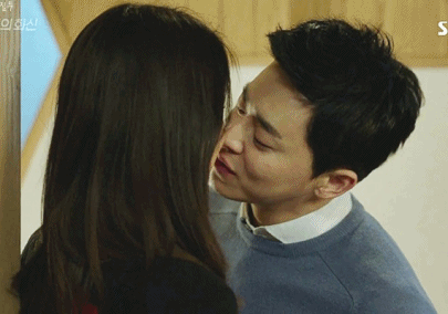[질투의화신] 오늘 현실커플 같았던 뽀뽀 스킨십 짤.gif | 인스티즈