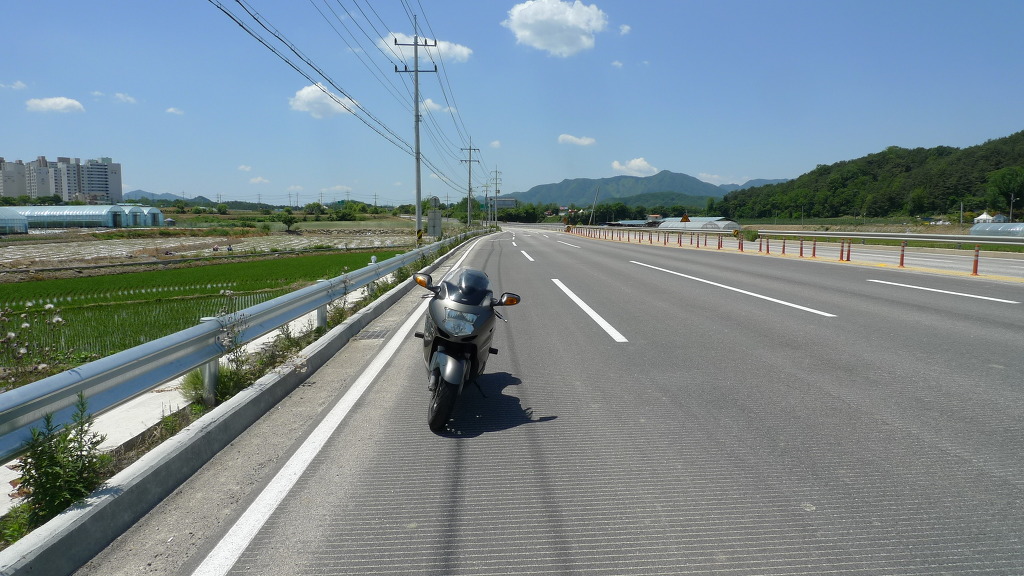 구름바이크 이미지