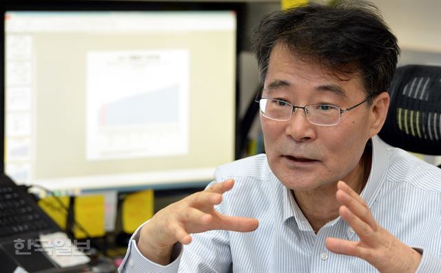 장하성 청년들이여, 제발 아프지만 말고 분노하자 | 인스티즈