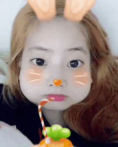 [트와이스] 염색 공개하고 신난 다현이 인스타 업뎃 | 인스티즈