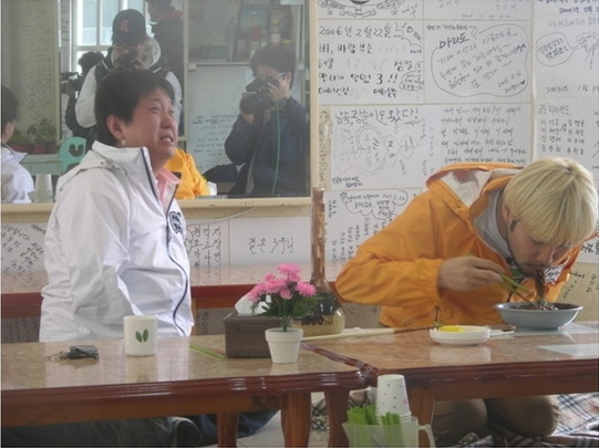 볼때마다 짜장면이 엄청 먹고싶어지는 예능.jpg | 인스티즈