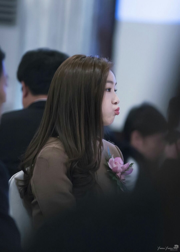 와인이 너무 쓴 연아 | 인스티즈