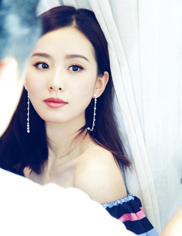 들꽃같은 얼굴도 분위기도 비슷한 중국의 동갑내기 배우 | 인스티즈