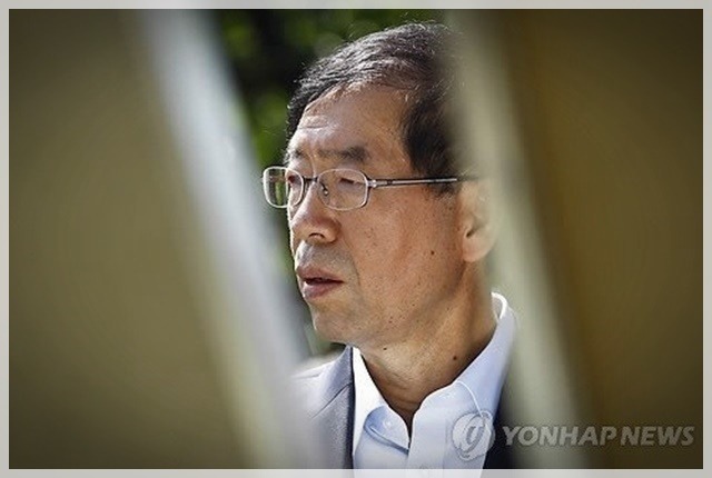 사진으로 보는 대한민국 정치 느와르 10년 (사진많음) | 인스티즈
