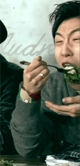진짜 얘는 뭐 먹을때마다 이상함 | 인스티즈