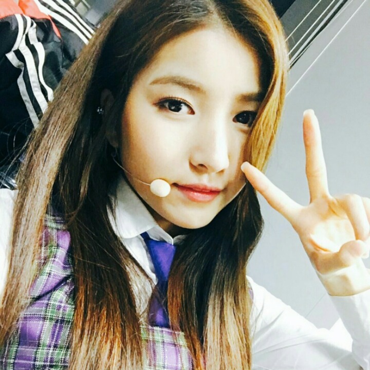 인기가요 트리플 크라운 기념 여자친구 소원 | 인스티즈