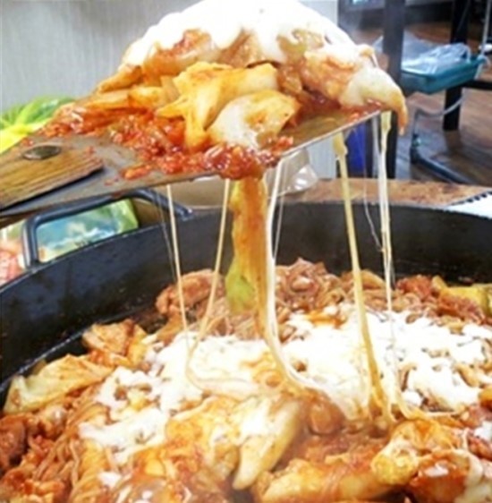 춘천오남매닭갈비 이미지