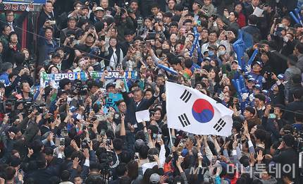 오늘자(광주) 월리재인.jpg | 인스티즈