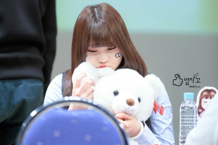 [여자친구] 아침에 보는 막내라인 신비&엄지♡♡ | 인스티즈