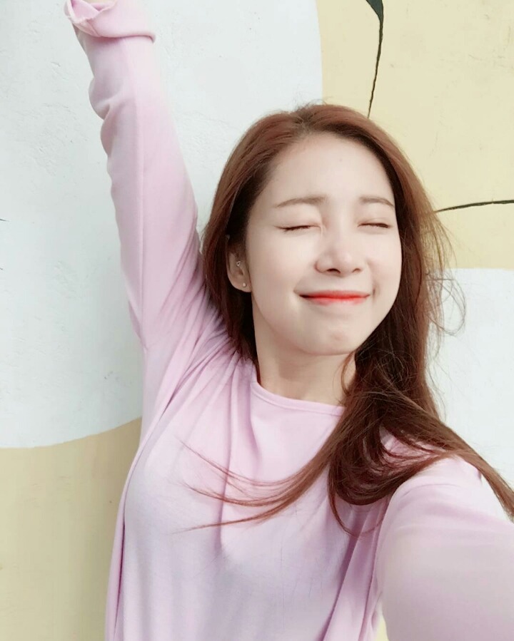 I.B.I 윤채경 인스타그램 업뎃 | 인스티즈
