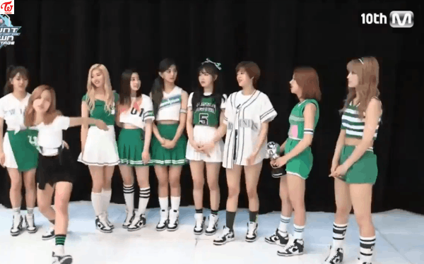 트와이스 미나는 너무 이쁜척을 해서.. 별로임 | 인스티즈