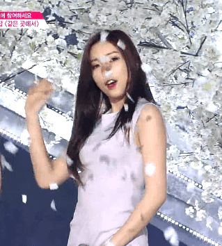 프로듀스101 작은 체구인데 풍요로움을 가진 윤채경.gif | 인스티즈