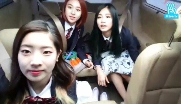[TWICE] 흔한_급식단의_등교길. (광대 주의) | 인스티즈