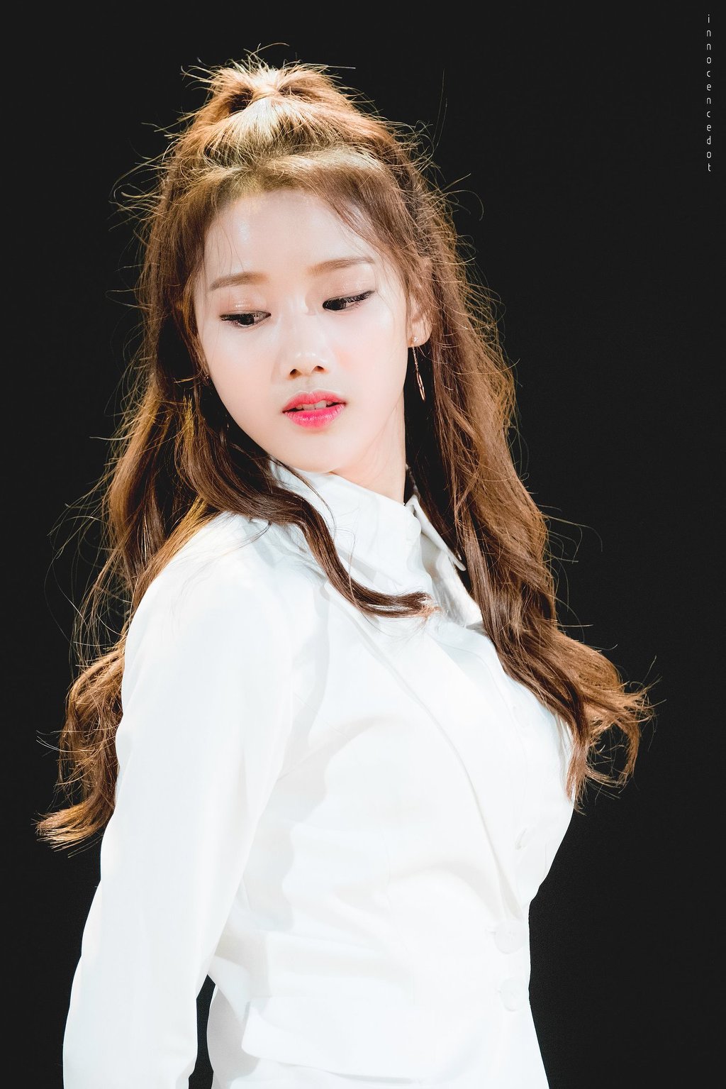 에이프릴 나은 | 인스티즈
