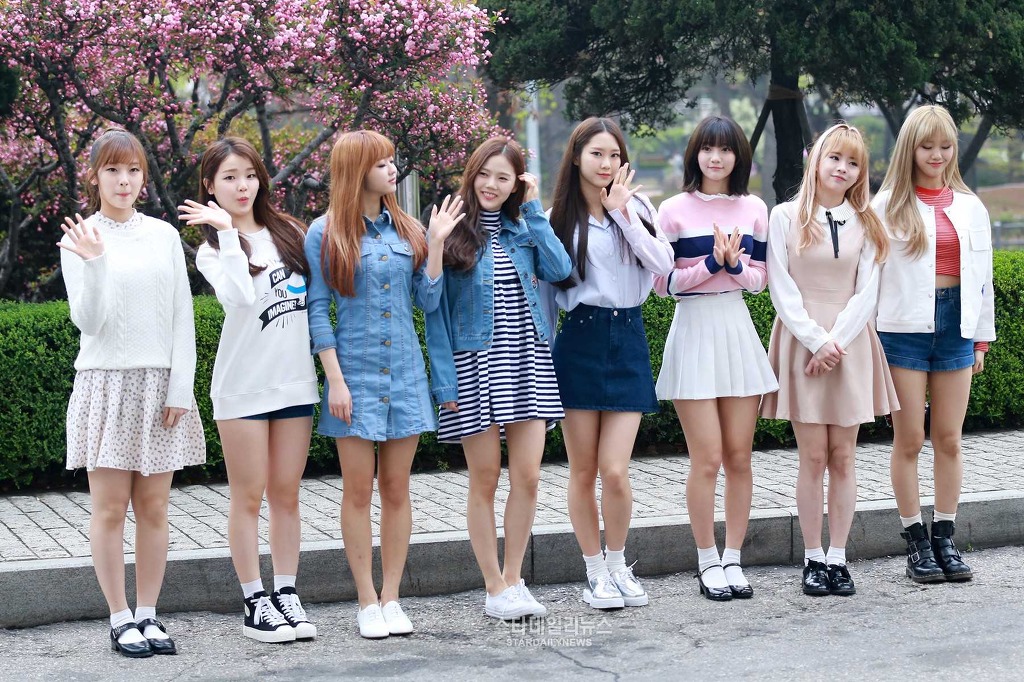 2017년 첫 오마이걸.JPG | 인스티즈