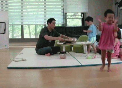  웃을 때 더 예쁘고 사랑스러운 서준이 | 인스티즈