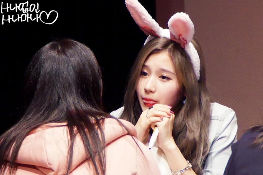 매일 헤어스타일이 바뀌는 트와이스 사나.jpg | 인스티즈