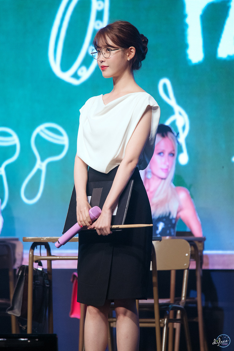 아이유 선생님.jpg | 인스티즈