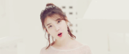 봄 사랑 벚꽃 말고 아이유.gif | 인스티즈