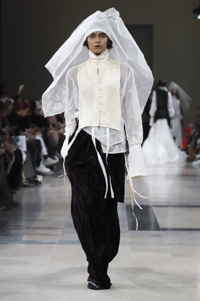 2017 F/W Ann Demeulemeester 컬렉션 | 인스티즈