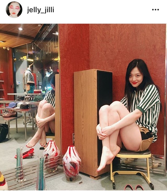 오늘자 설리 | 인스티즈