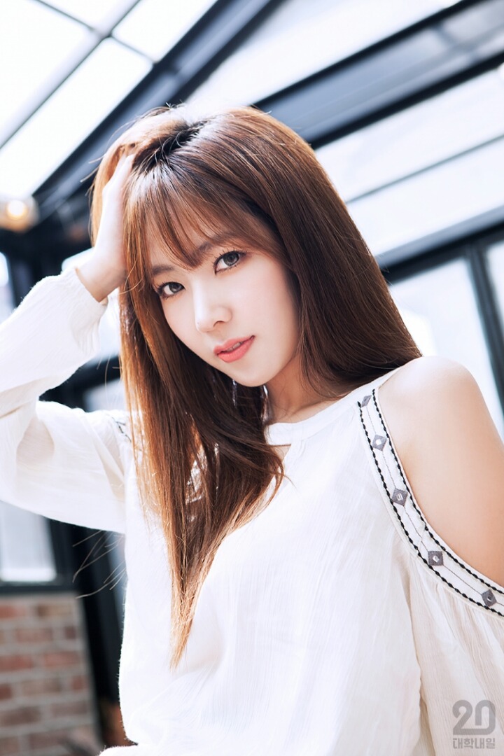오늘자 대학내일 표지 모델은 피에스타 혜미 | 인스티즈