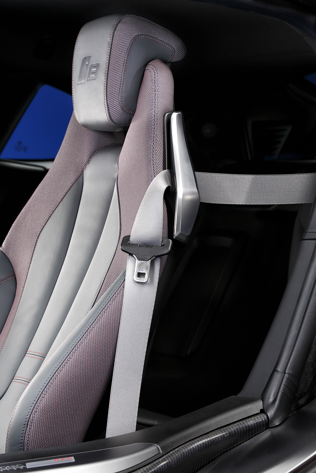 BMW i8 Protonic Red Edition | 인스티즈