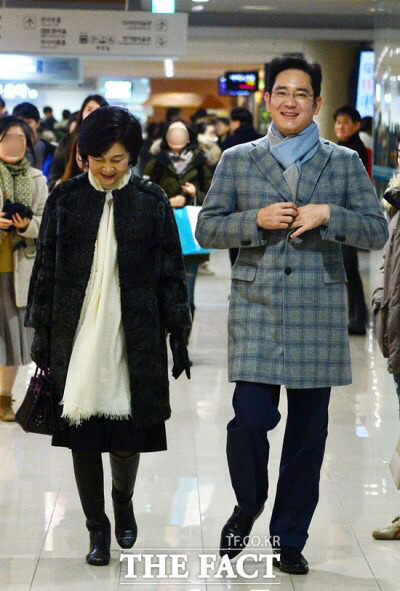 막내딸 공연보러 온 삼성전자 부회장 이재용.jpg | 인스티즈