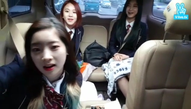 [TWICE] 흔한_급식단의_등교길. (광대 주의) | 인스티즈