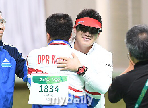 올림픽에서 만난 남과 북.jpg | 인스티즈