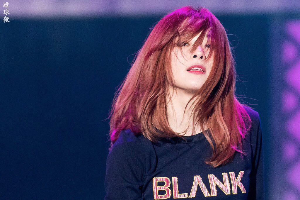 웃으면 빙구되는 아이돌.jpgif | 인스티즈