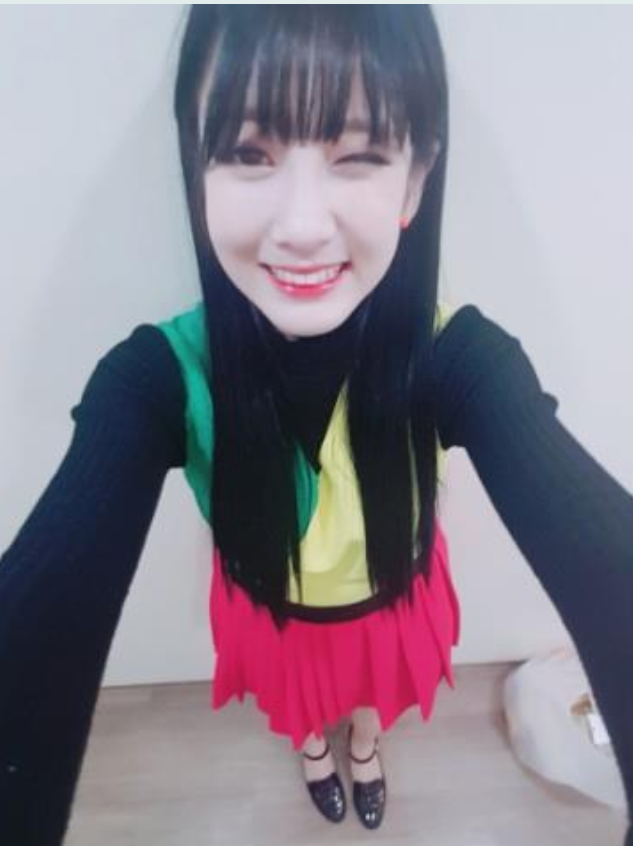 [러블리즈] 선풍기 바람이 시원해서 지애 | 인스티즈