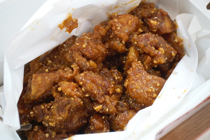 인터넷에서 매번 갈리는 3대 닭강정.jpg | 인스티즈