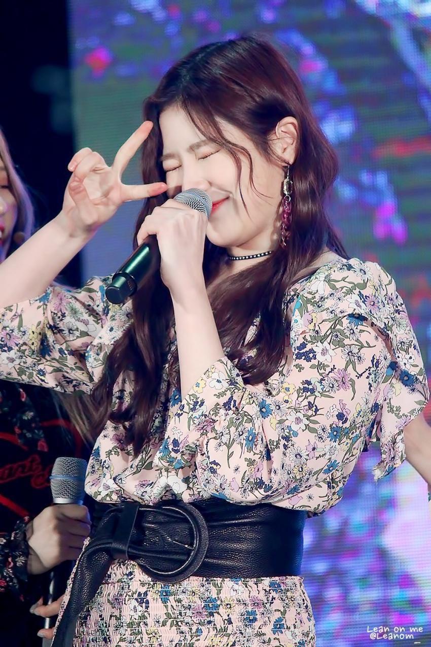 인디언 보조개 매력 터지는 여자 아이돌.gif | 인스티즈