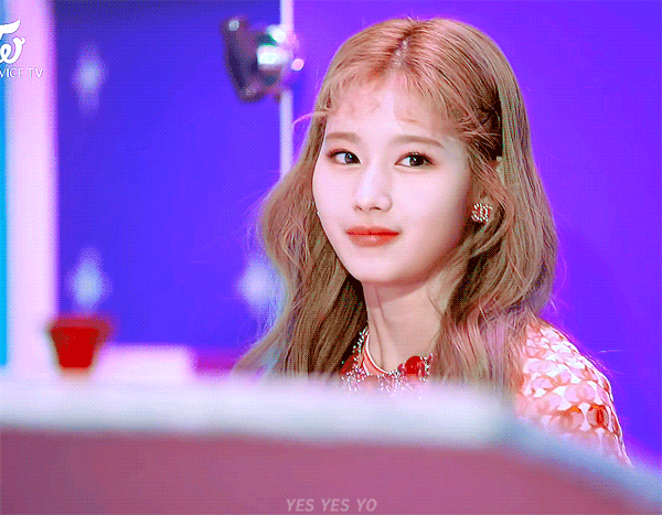 오늘이 생일인 트와이스 사나.jpgif (335장) | 인스티즈