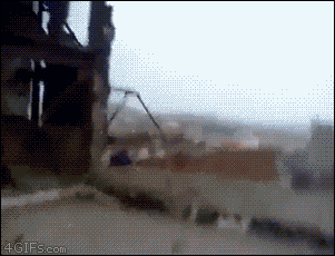 [악마주의] 친구를 추락사 시키는 아이.gif | 인스티즈